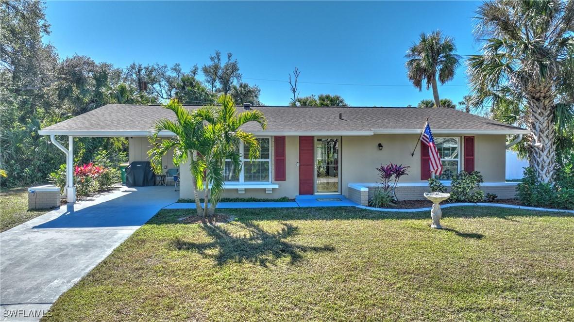 19071 Helena Ave., Port Charlotte, FL 33948