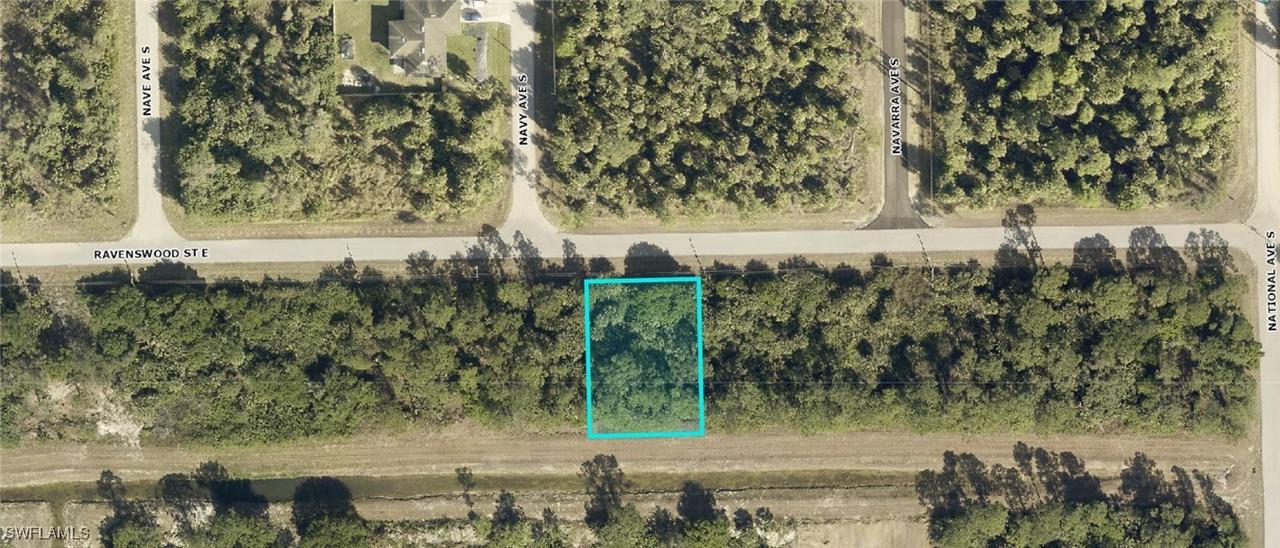 1140 Ravenswood St., Lehigh Acres, FL 33974