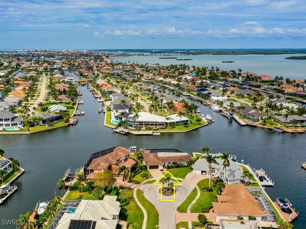 242 Angler Ct., Marco Island, FL 34145