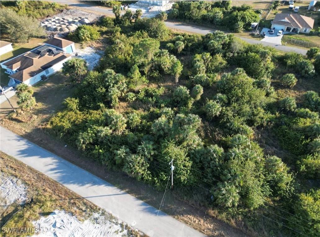724 Cane St., Lehigh Acres, FL 33974