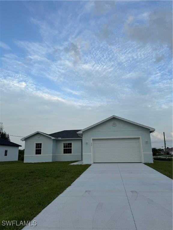 426 Mercedes Ct., Lehigh Acres, FL 33972