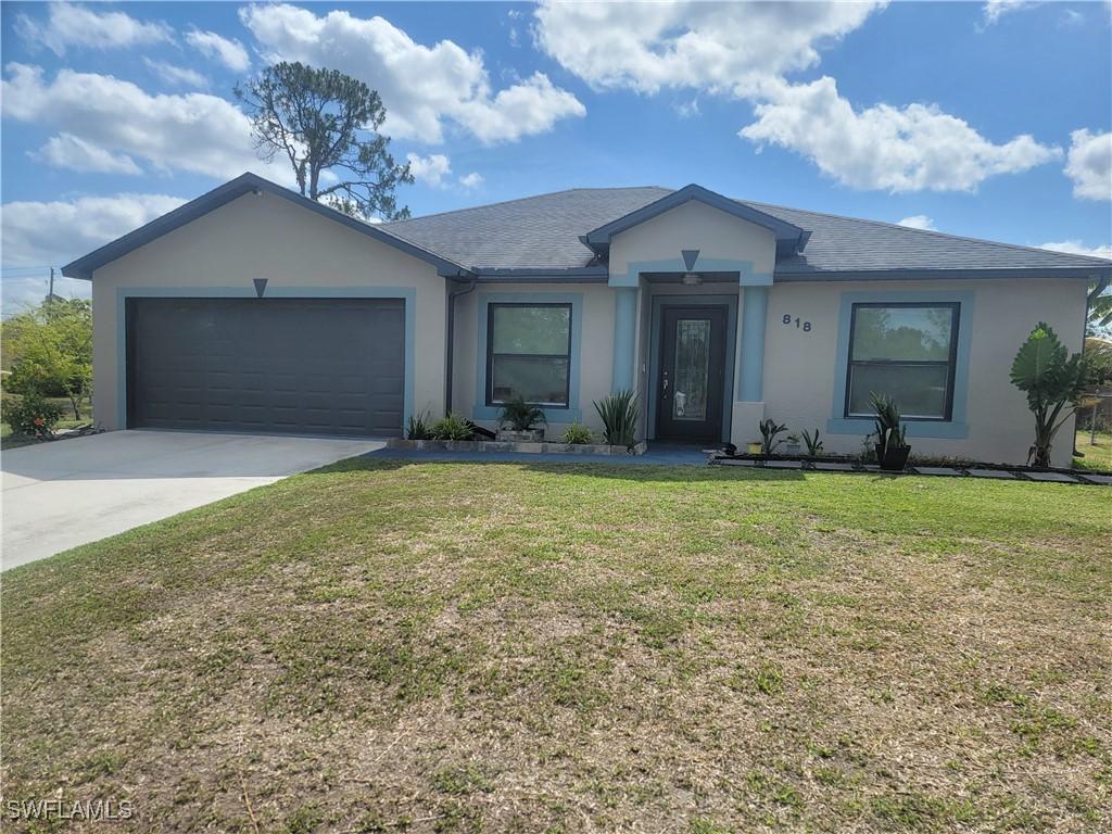 818 Albert Ave., Lehigh Acres, FL 33971
