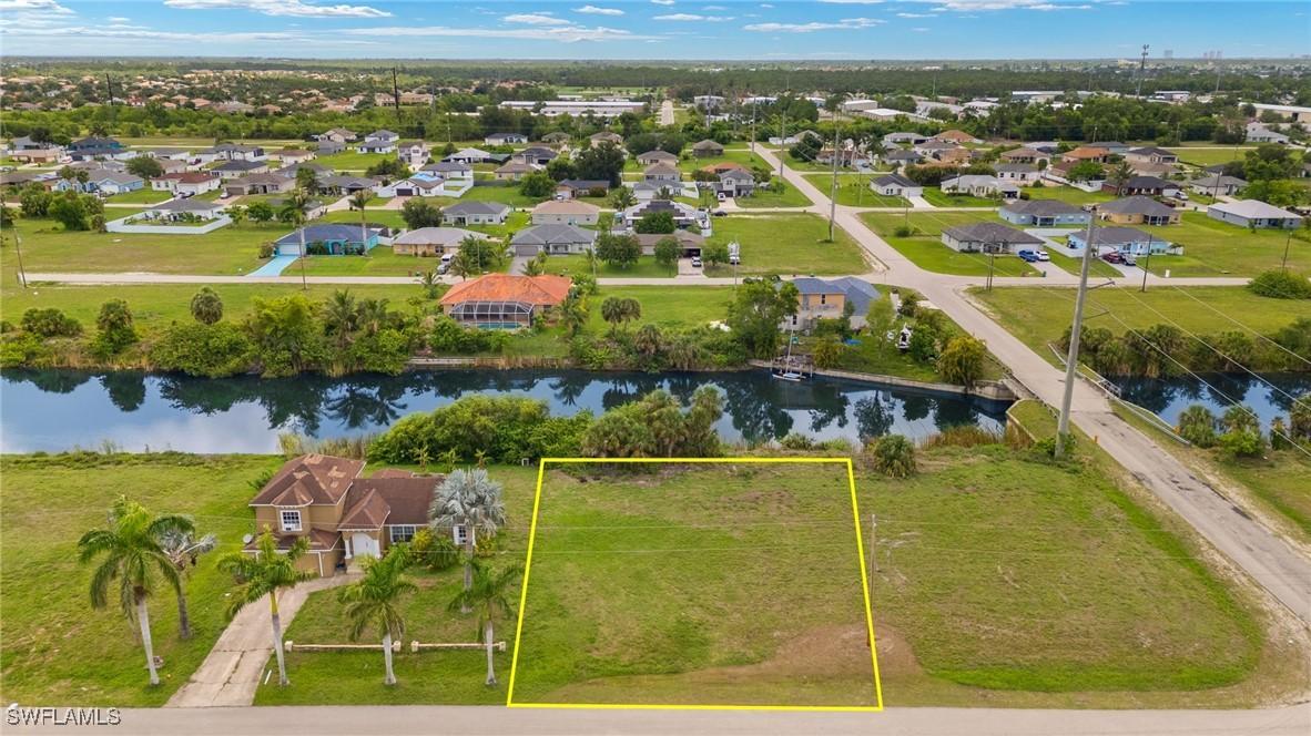 2723 NE 5th Pl., Cape Coral, FL 33909