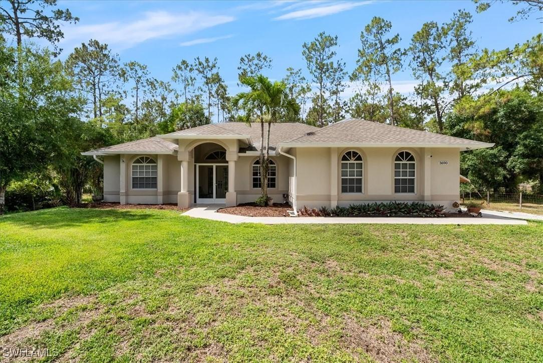 3690 6th Ave Se, Naples, FL 34117