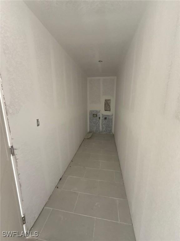 1614 NE 6th Ave., Cape Coral, FL 33909