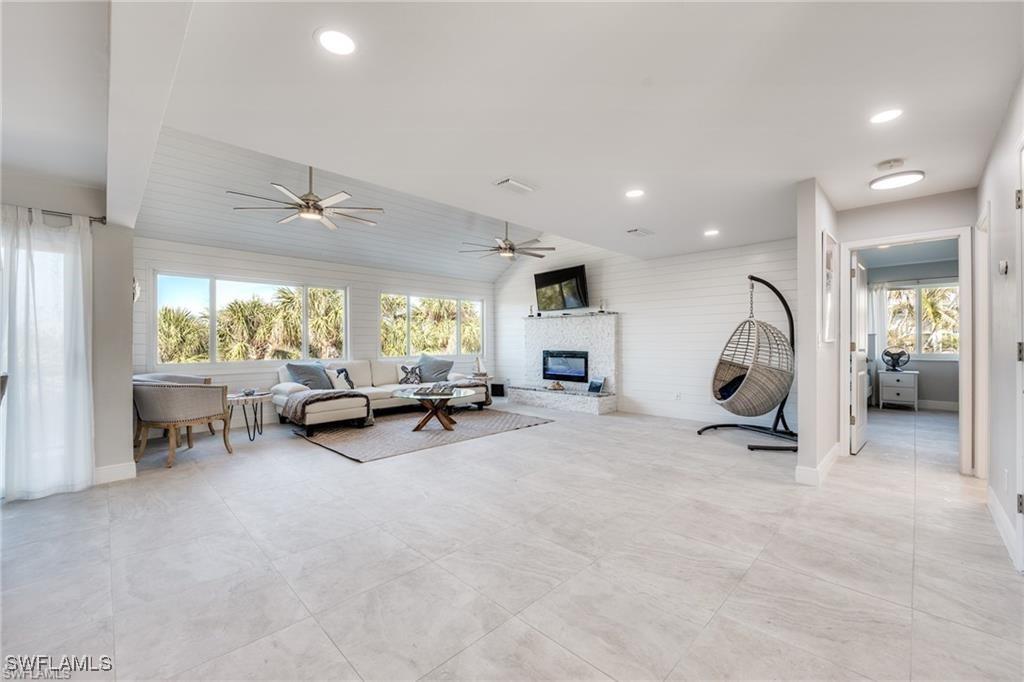 785 Rabbit Rd., Sanibel, FL 33957