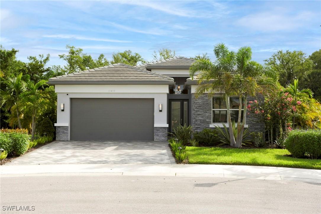11413 Jacaranda Dr., Naples, FL 34120