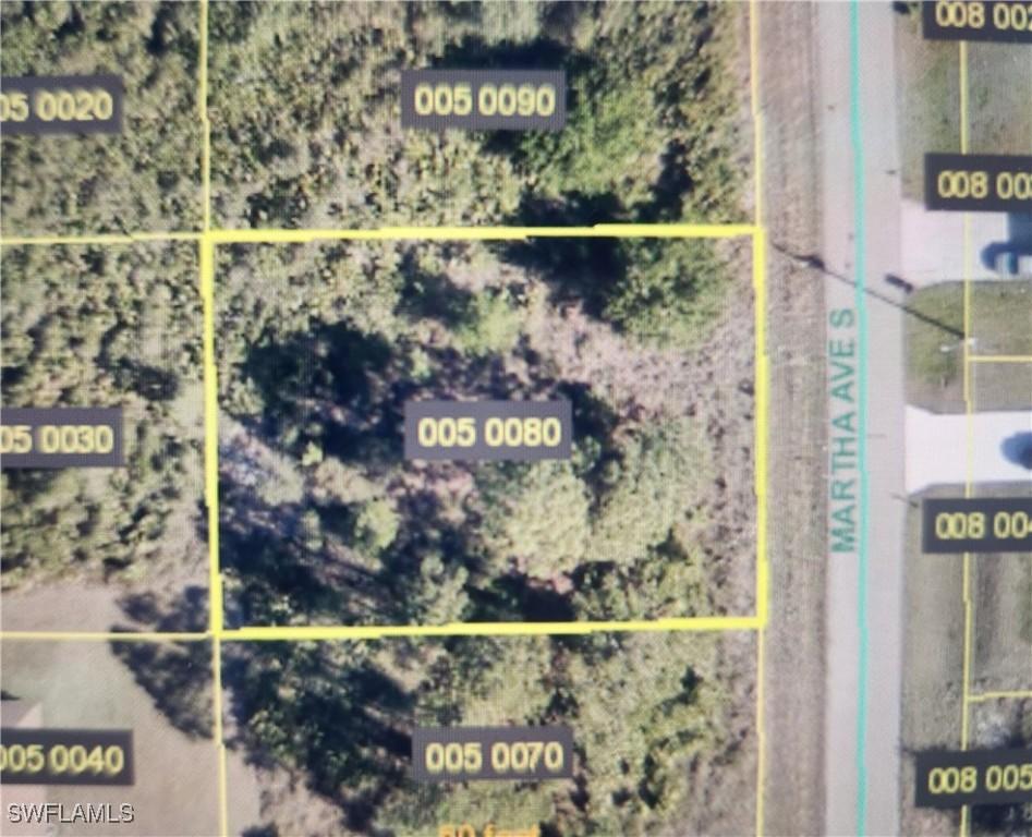 916 Martha Ave., Lehigh Acres, FL 33974
