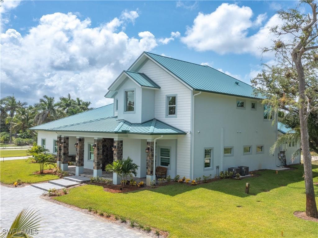 256 Price St., Naples, FL 34113