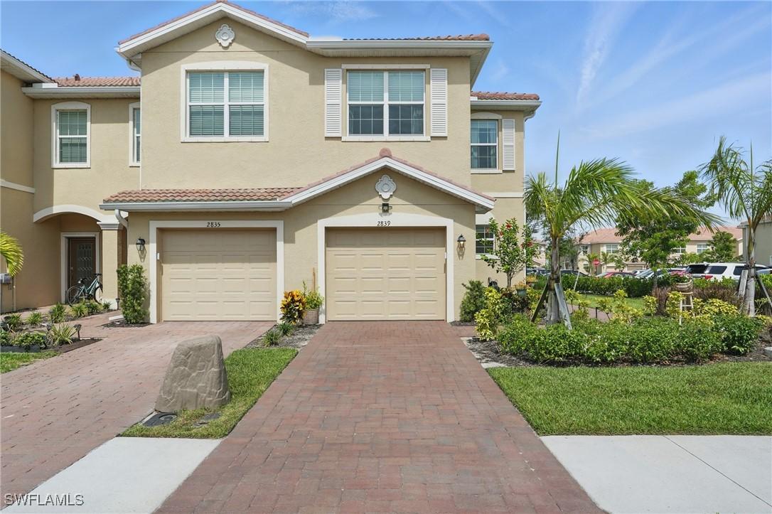 2839 Blossom Way, Naples, FL 34120