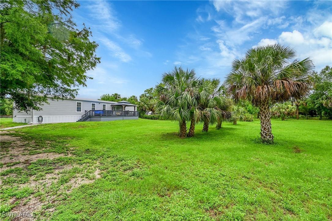 7692 Bartholomew Dr., North Fort Myers, FL 33917