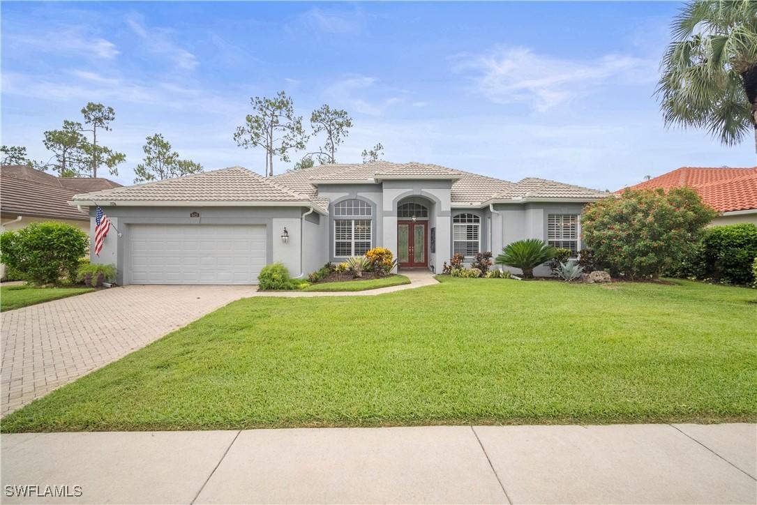 8423 Gleneagle Way, Naples, FL 34120