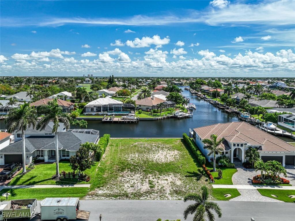 1536 Buccaneer Ct., Marco Island, FL 34145