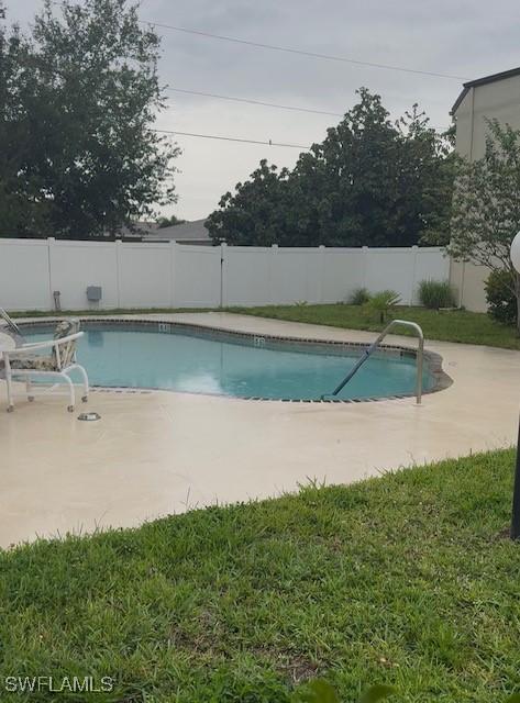 3911 Country Club Blvd. #102, Cape Coral, FL 33904