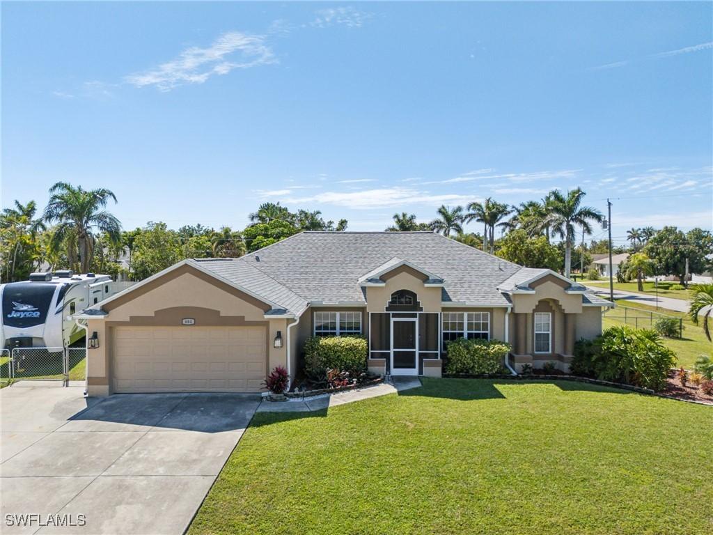 604 SE 31st Ter., Cape Coral, FL 33904