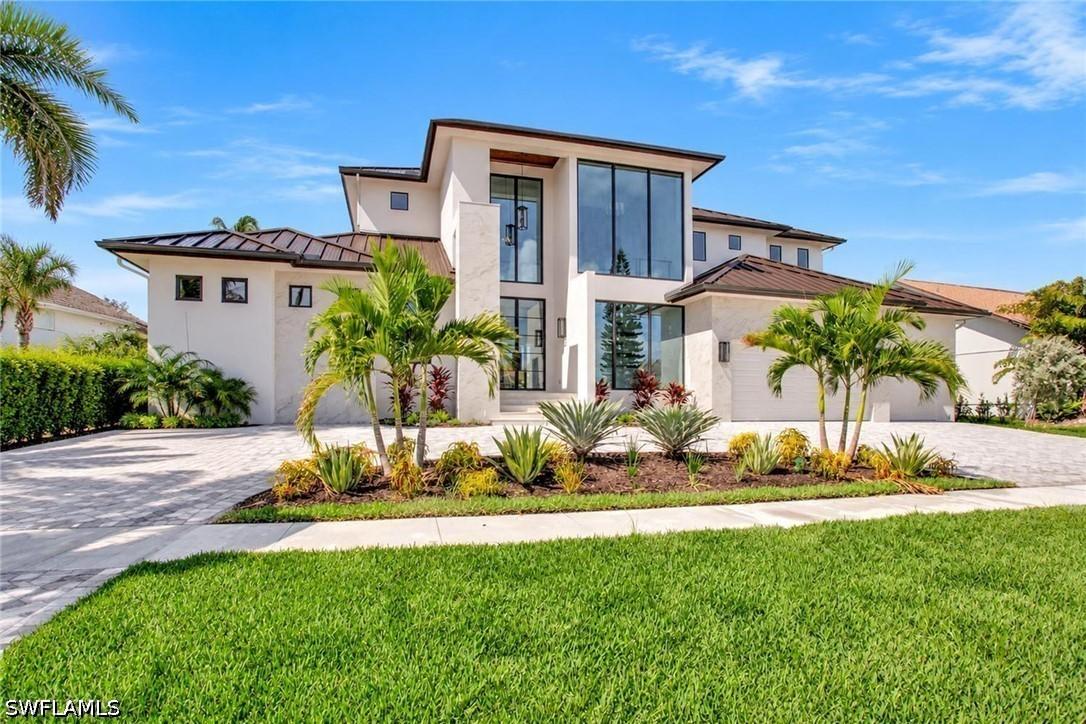 268 N Barfield Dr., Marco Island, FL 34145