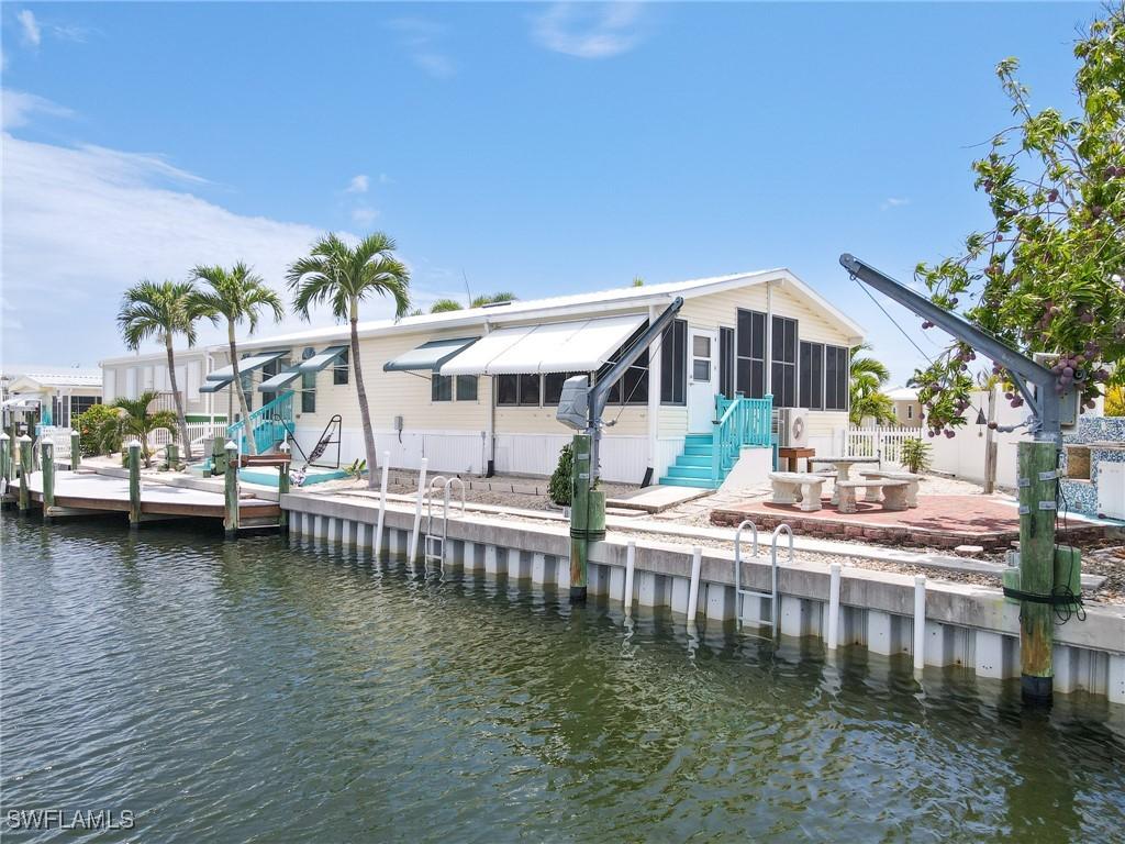 3122 Binnacle Ln., St James City, FL 33956