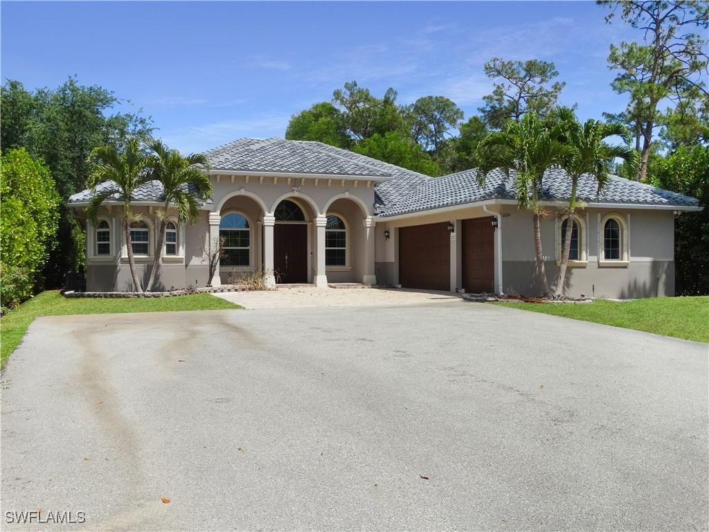3120 68th St., Naples, FL 34105