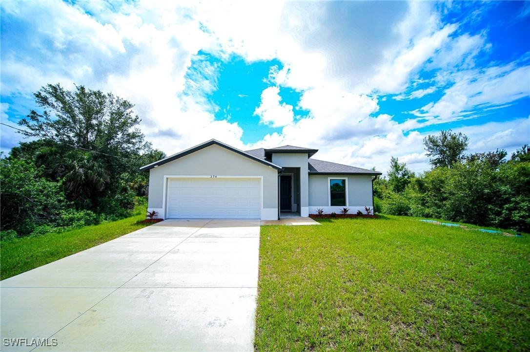 374 Pennfield St., Lehigh Acres, FL 33974