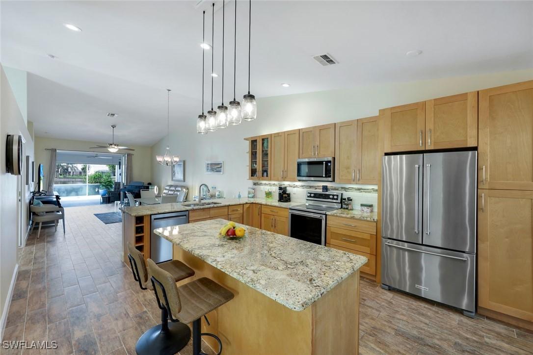 2266 Stacil Cir. #3, Naples, FL 34109