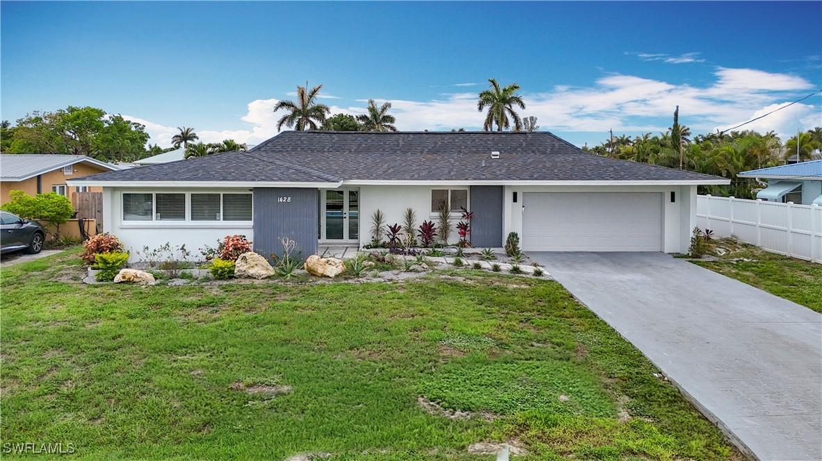 1428 Vendome Ct., Cape Coral, FL 33904