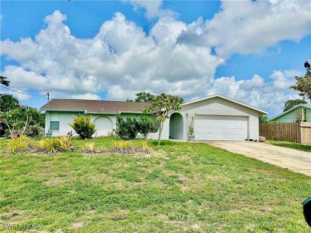 3113 54th Ln., Naples, FL 34116