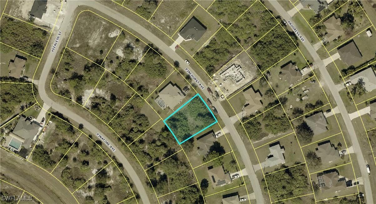 334 Pinehurst Ave., Lehigh Acres, FL 33974