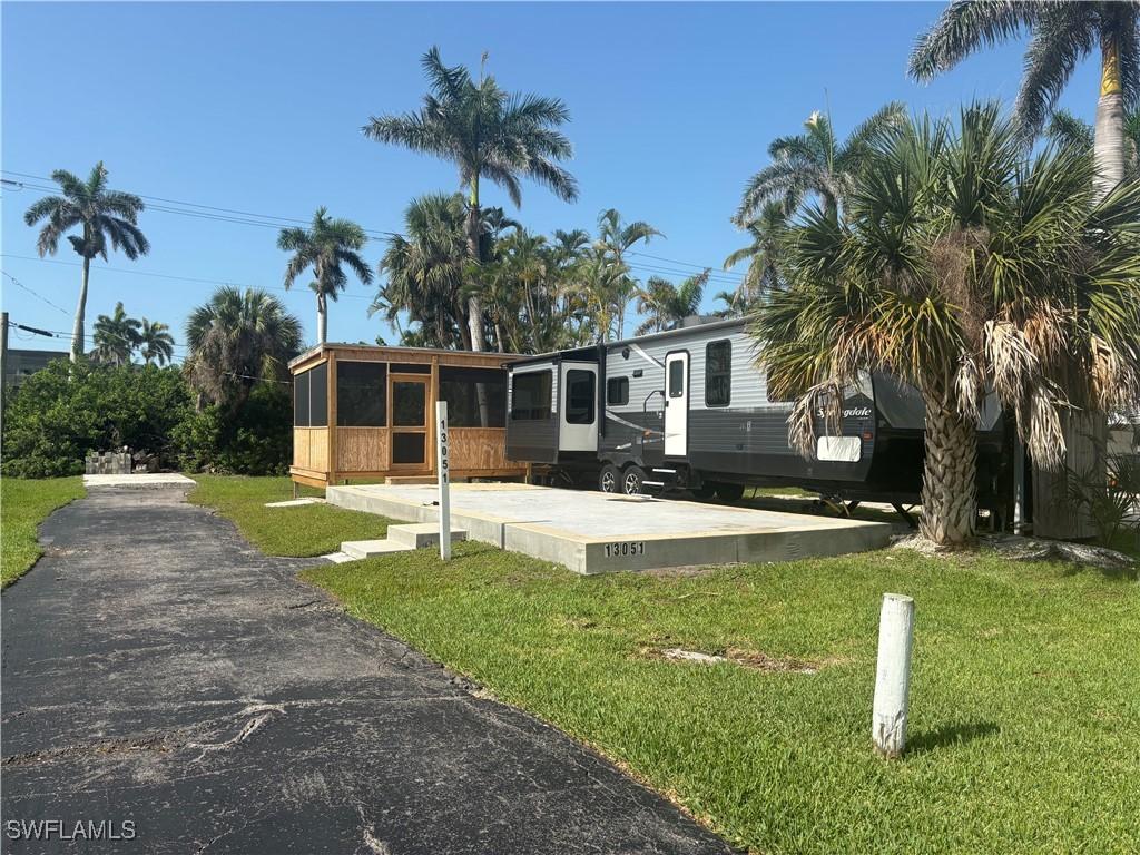 13051 Point Breeze Dr., Fort Myers, FL 33908