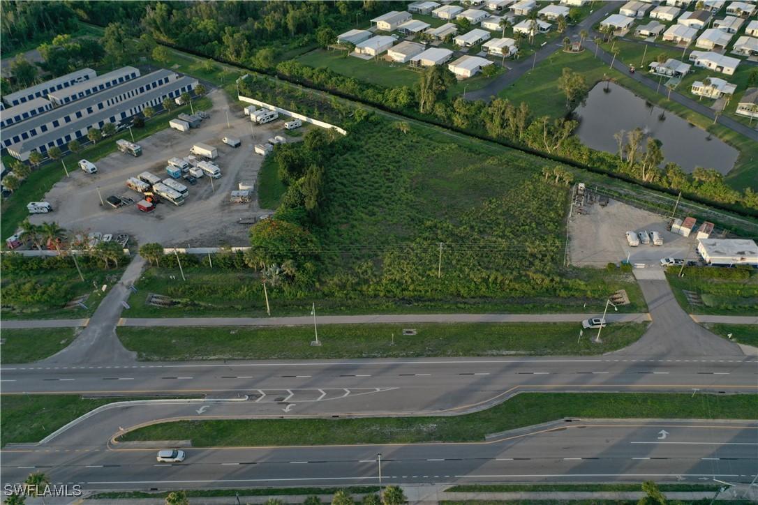 2536 N Tamiami Tr., North Fort Myers, FL 33903