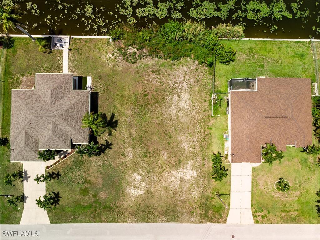 861 SW 18th Ter., Cape Coral, FL 33991