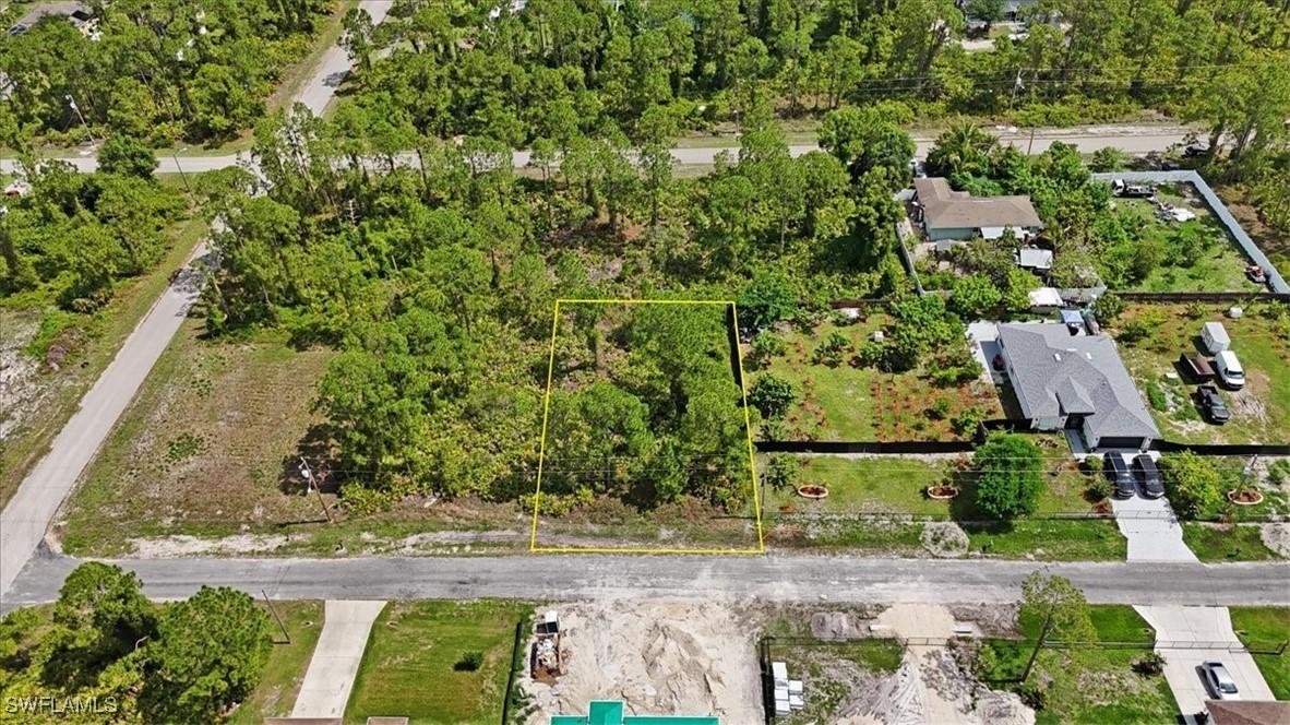 1065 Bells St., Lehigh Acres, FL 33974