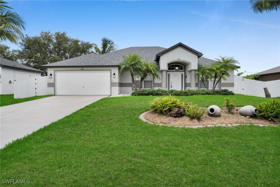 2206 NE 17th Pl., Cape Coral, FL 33909