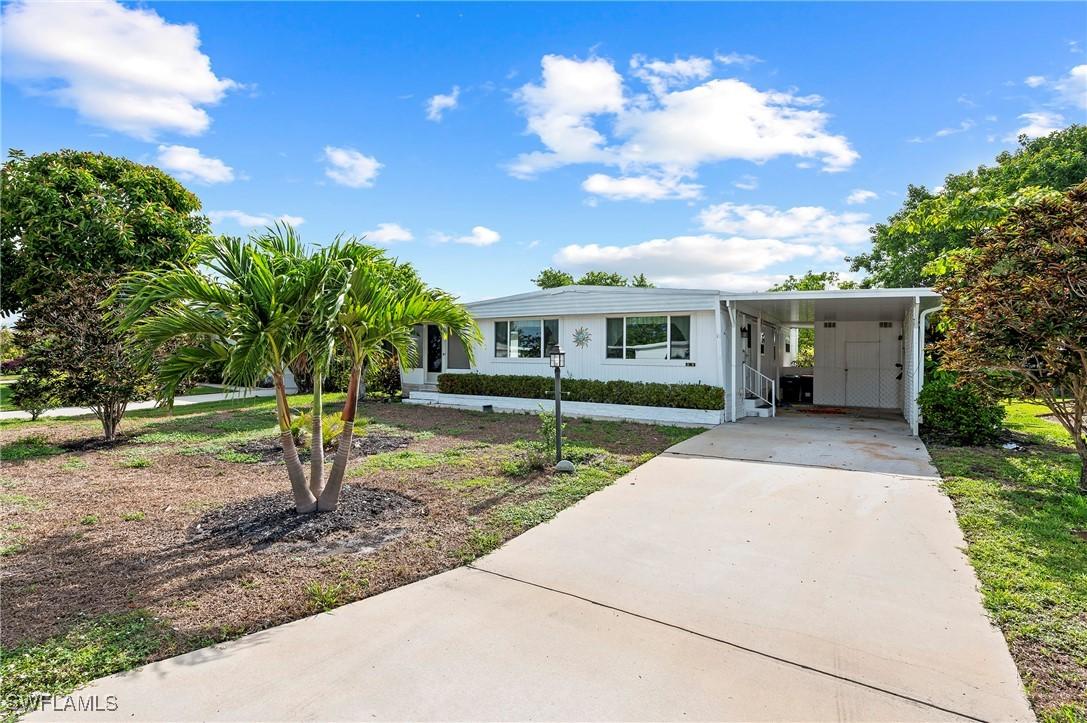 40 Le Mans Dr., Naples, FL 34112