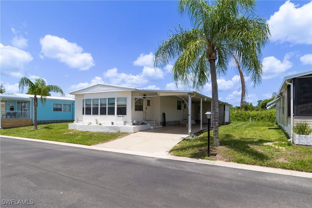 21 Aloe St., Alva, FL 33920