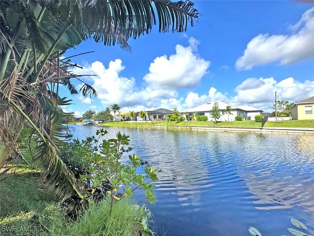 404 SW 26th Ave., Cape Coral, FL 33991