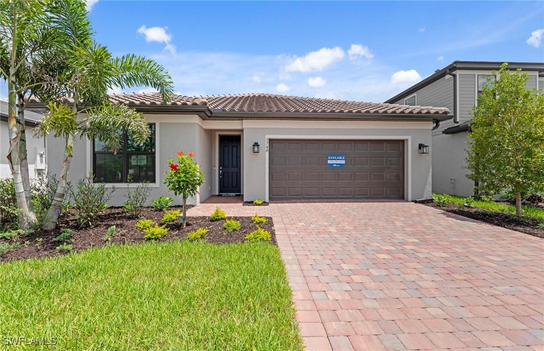3740 Passion Vine Dr., Alva, FL 33920