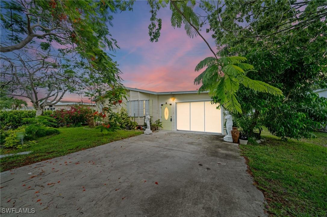 919 Manatee Rd., Naples, FL 34114