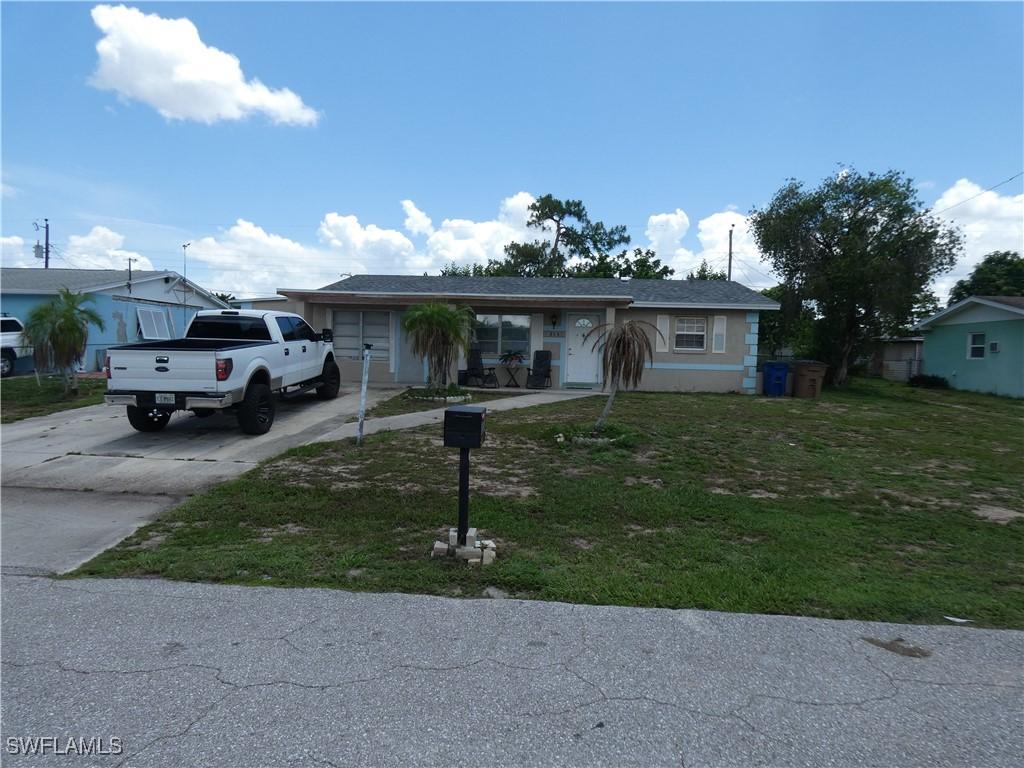 314 Morgan Cir., Lehigh Acres, FL 33936