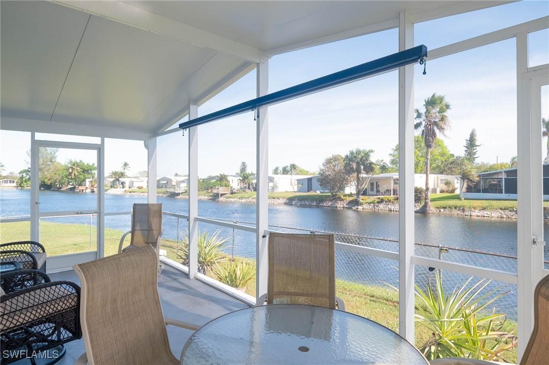 513 Cape Florida Ln., Naples, FL 34104