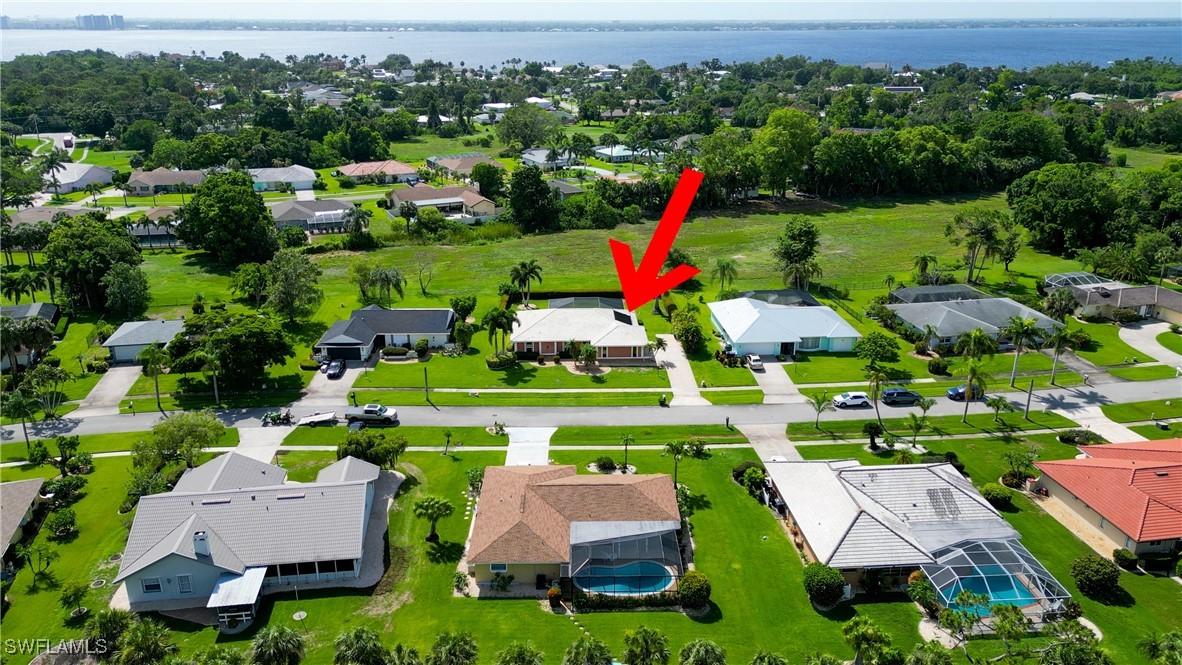 4180 Prestwick Ct., North Fort Myers, FL 33903