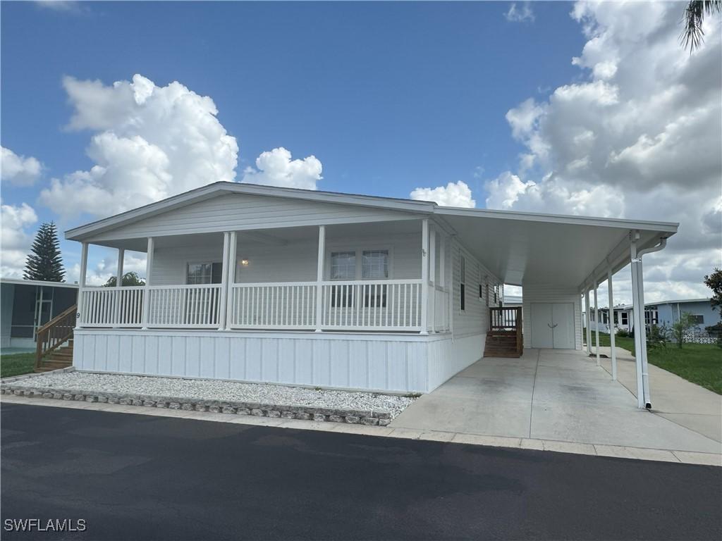 9 Dill St., Alva, FL 33920