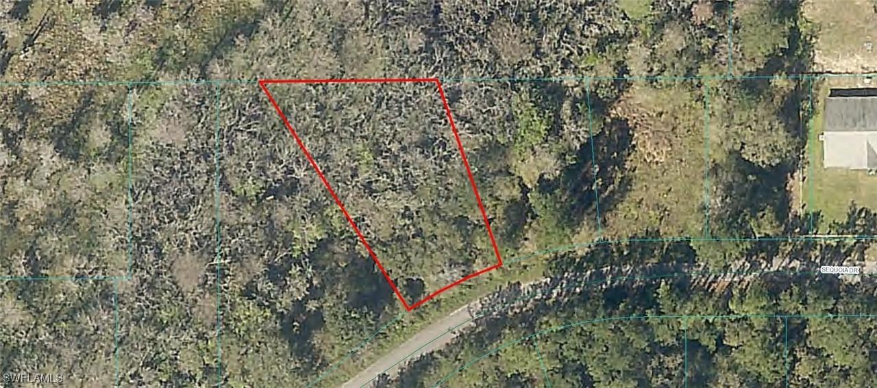 9044-1579-28 Sequoia Dr., Ocklawaha, FL 32179