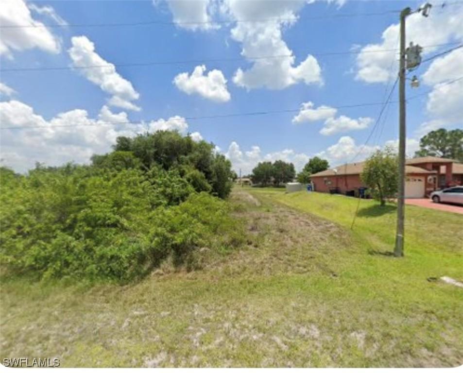 635 Tomasello Ave., Lehigh Acres, FL 33974
