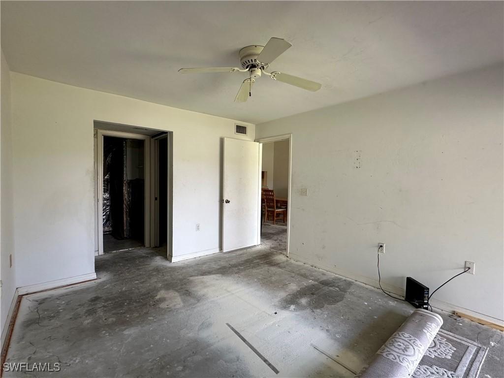1224 Commonwealth Cir. #N-203, Naples, FL 34116