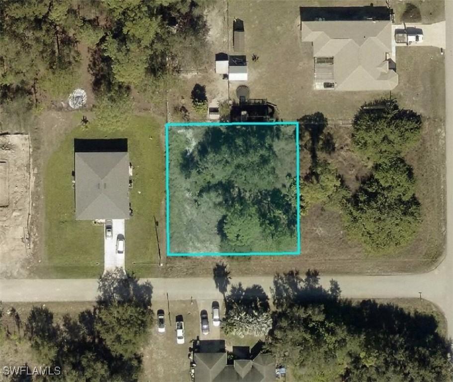 3905 E 19th St., Lehigh Acres, FL 33972