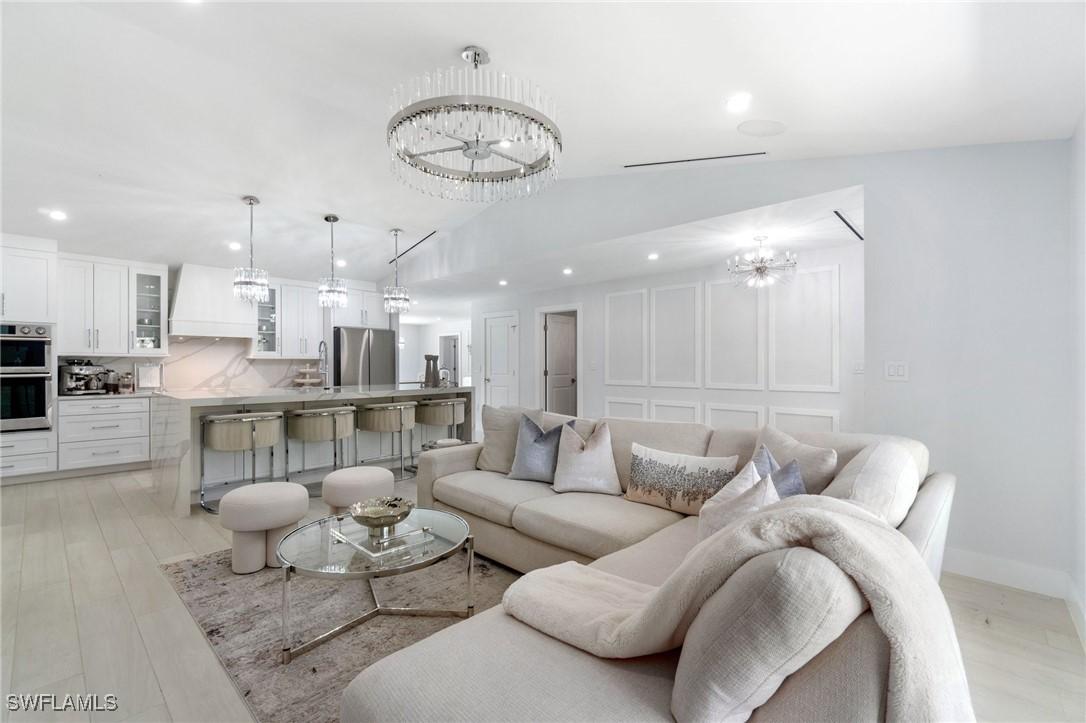 4106 3rd Ave., Naples, FL 34119