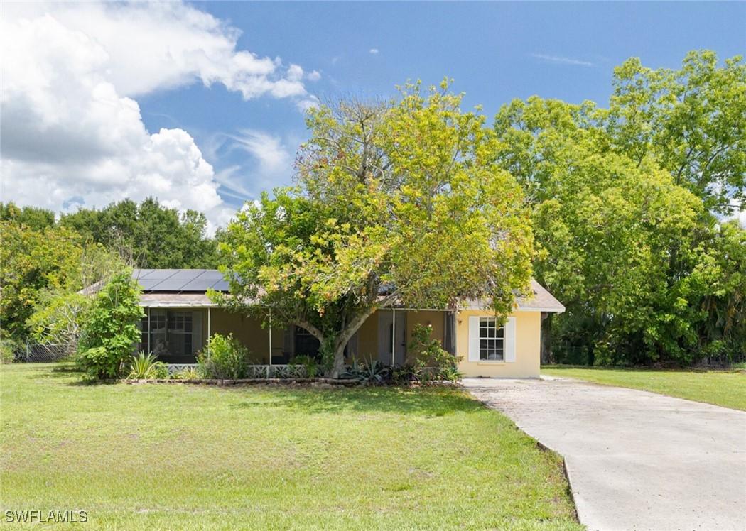 12338 2nd St., Fort Myers, FL 33905
