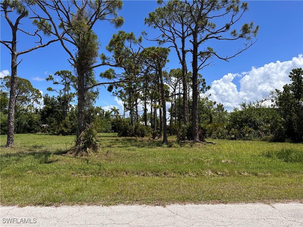 3712 Mango St., St. James City, FL 33956