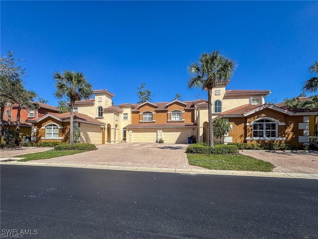 12099 Lucca St. #201, Fort Myers, FL 33966