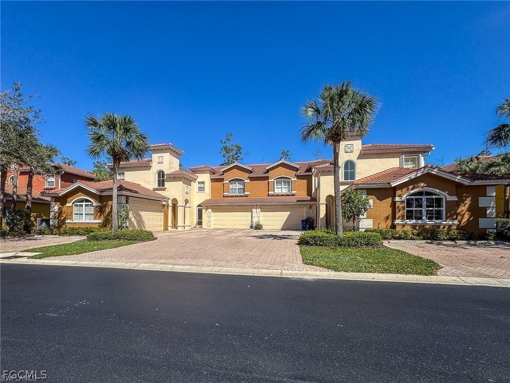 12099 Lucca St. #201, Fort Myers, FL 33966